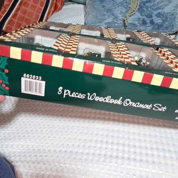 COUNTRY CABIN SET OF 8 WOODLOOK CHRISTMAS ORNAMENTS - Picture 7 of 8